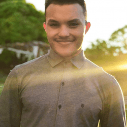 Middle ReactJS + NodeJS Developer